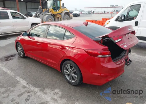 2018 Hyundai Elantra Value Edition z USA, uszkodzony, nr VIN 5NPD84LF3JH279658